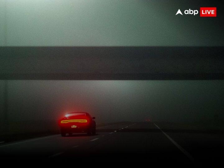 10 important tips to make your drive safe in foggy season Driving Tips For Foggy Season: कोहरे के मौसम में जरूर अपनाएं ये ड्राइविंग टिप्स, कम हो जाएगी दुर्घटना की संभावना 