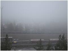 ट्रेन के चलने का सिस्टम तो कंट्रोल रुम से होता है... फिर कोहरे में लेट क्यों हो जाती है?