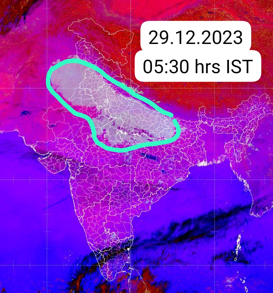 Weather update : दिल्ली-NCR में ठंड कोहरे का डबल अटैक, 60 फ्लाइट्स डायवर्ट-ट्रेनों पर भी ब्रेक, पहाड़ों पर बारिश-बर्फबारी का अनुमान