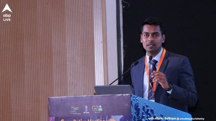 কিন্তু, না, ফের পূর্ণ উদ্যমে ঘুরে দাঁড়িয়েছেন। আর ২০১৭-য় পঞ্চমবারের চেষ্টায় শুধু সফল হওয়া নয়, একেবারে চূড়ান্ত তালিকায় শীর্ষস্থান দখল করেন। লড়াইয়ে পাশে পেয়েছিলেন যাঁদের, কৃতজ্ঞতা জানিয়েছিলেন। IAS হিসেবে তাঁর টপ প্রায়োরিটি  নারীসুরক্ষা নিশ্চিত করা। জানিয়েছিলেন অণুদীপ।