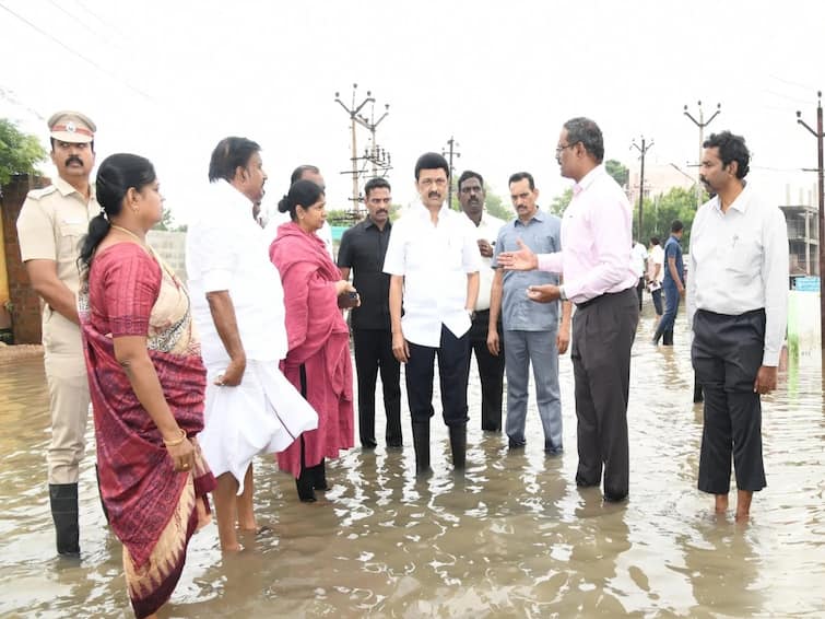 Chief Minister M.K.Stalin announced a relief package of Rs.1,000 crore for the people affected by rains and floods Chief Minister M.K.Stalin: வெள்ள பாதிப்பு: ரூ. 1,000 கோடி நிவாரணத்தொகுப்பு - முதலமைச்சர் ஸ்டாலின் அறிவிப்பு..!