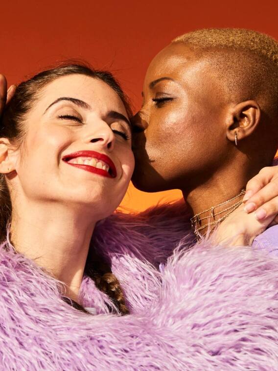 भारत में गे और लेस्बियन मैरिज पर क्‍या है लोगों की राय?