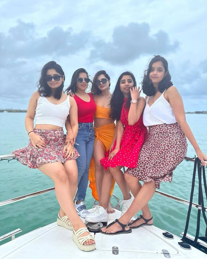 ఫ్రెండ్స్తో ఈ ట్రిప్ని బాగా ఎంజాయ్ చేస్తున్నట్లు సోషల్ మీడియాలో వెల్లడించింది అషూరెడ్డి.