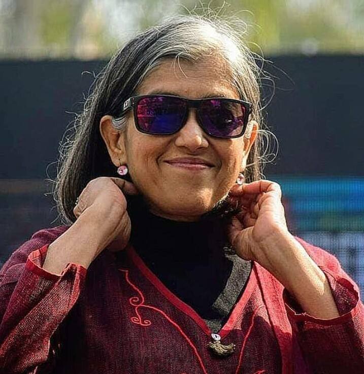 वे आगे कहती हैं कि 