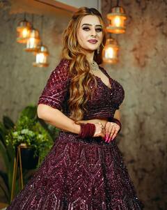 Ankita Dave PHOTO: મરુન લહેંગામાં ગોર્જિયસ લાગી અંકિતા દવે, જુઓ તસવીરો