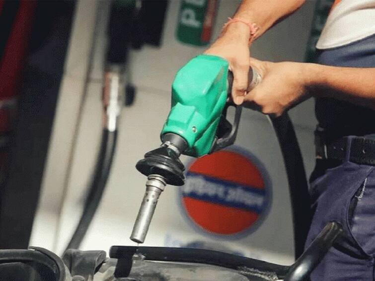 petrol and diesel price chennai on december 30th 2023 know full details Petrol Diesel Price Today: முடிவுக்கு வரும் 2023 ஆம் ஆண்டு.. மாற்றம் கண்டதா பெட்ரோல் விலை? இன்றைய நிலவரம் இதோ..