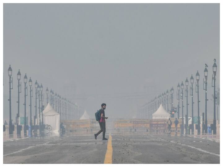Delhi Pollution Delhi air became poisonous on New Year AQI reached very bad level Delhi Pollution: नए साल पर दिल्ली की हवा हुई और जहरीली, बेहद खराब स्तर पर पहुंचा AQI