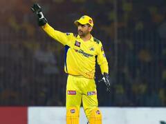 Photos: एमएस धोनी ने फैन को पाकिस्तान जाने की दी सलाह, मिला ऐसा जवाब कि...