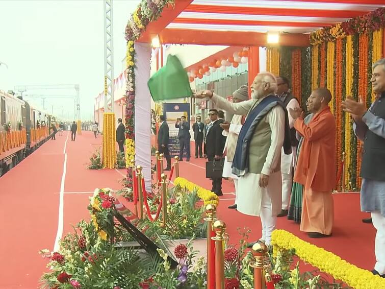 PM Modi Ayodhya Visit Flags Off Amrit Bharat Vande Bharat Trains Ayodhya Dham Station PM Modi Flags Off 2 Amrit Bharat, 6 Vande Bharat Trains From Revamped Ayodhya Dham Station