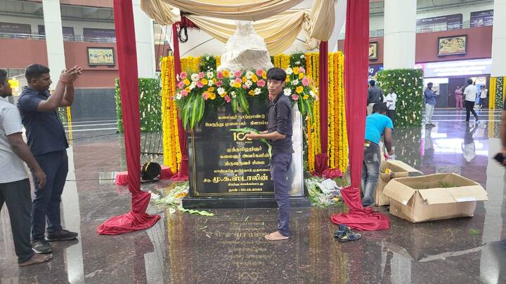 கொடி அசைத்து பேருந்துகளை துவக்கி வைத்தார் தமிழ்நாடு முதலமைச்சர்