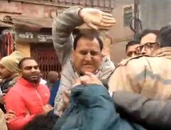 सपा-बसपा पार्षदों की पिटाई पर भड़के विधायक अतुल प्रधान, पूछा- इनपर कब चलेगा योगी सरकार का बुलडोजर