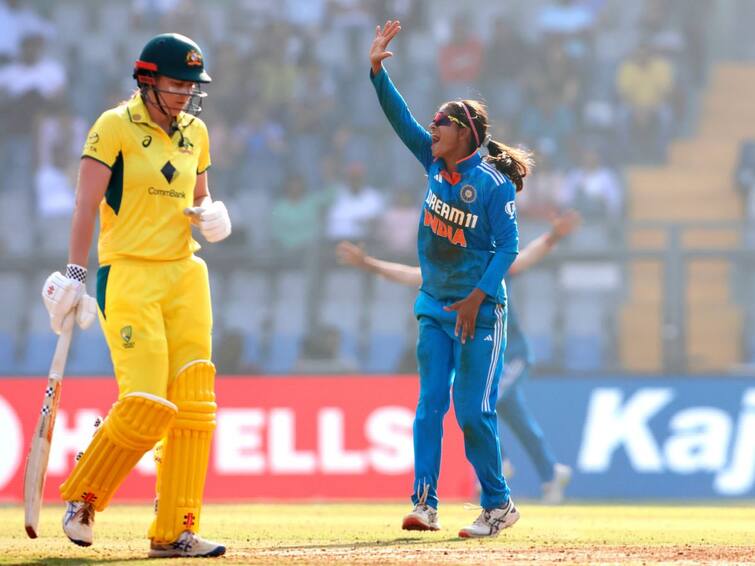INDW vs AUSW ODI : Australia's 259-run challenge against Team India INDW vs AUSW ODI : ऑस्ट्रेलियाचे टीम इंडियासमोर 259 धावांचे आव्हान, दीप्ती शर्माचा आक्रमक मारा