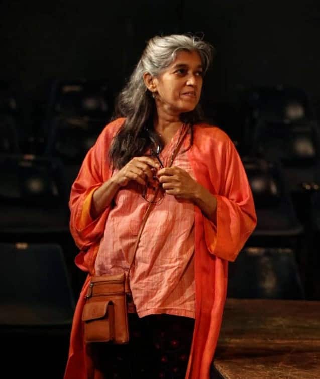 वहीं अपने करियर चॉइसेज के बारे में बात करते हुए रत्ना पाठक ने कहा कि 'मुझे उन फिल्मों का हिस्सा बनना पसंद नहीं है, जहां सिर्फ एक सुपरस्टार पर फोकस किया जाता है. मुझे फेंड्स जैसे शोज या फिल्में पसंद हैं, जिसमें कोई एक स्टार नहीं होता.'