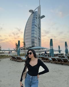 Ritu Varma Photos : సన్​సెట్​ అందాల్ని డామినేట్ చేస్తున్న తెలుగమ్మాయి రీతూ వర్మ