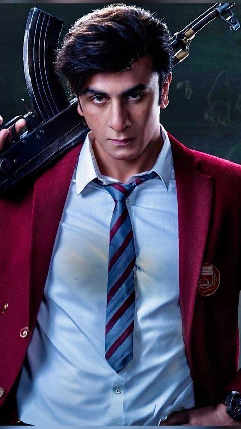 ਐਨੀਮਲ ਆਪਣੀ ਰਿਲੀਜ਼ ਦੇ ਚਾਰ ਦਿਨਾਂ ਦੇ ਅੰਦਰ 200 ਕਰੋੜ ਦੇ ਕਲੱਬ ਵਿੱਚ ਸ਼ਾਮਲ ਹੋ ਗਈ ਸੀ। ਥੀਏਟਰਾਂ ਵਿੱਚ ਹਲਚਲ ਪੈਦਾ ਕਰਨ ਤੋਂ ਬਾਅਦ, ਪ੍ਰਸ਼ੰਸਕ ਹੁਣ ਇਸ ਗੱਲ ਦੀ ਉਡੀਕ ਕਰ ਰਹੇ ਹਨ ਕਿ ਓਟੀਟੀ ਪਲੇਟਫਾਰਮ 'ਤੇ ਐਨੀਮਲ ਕਦੋਂ ਰਿਲੀਜ਼ ਹੋਵੇਗੀ।