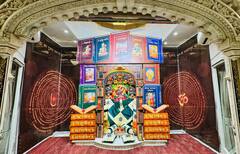 Sarangpur Photos: સાળંગપુરમાં દિવ્ય શણગાર, આજે ધનુર્માસ નિમિત્તે દાદાને વૈદિક ગ્રંથોથી સજાવાયા, ભક્તોની જામી ભીડ