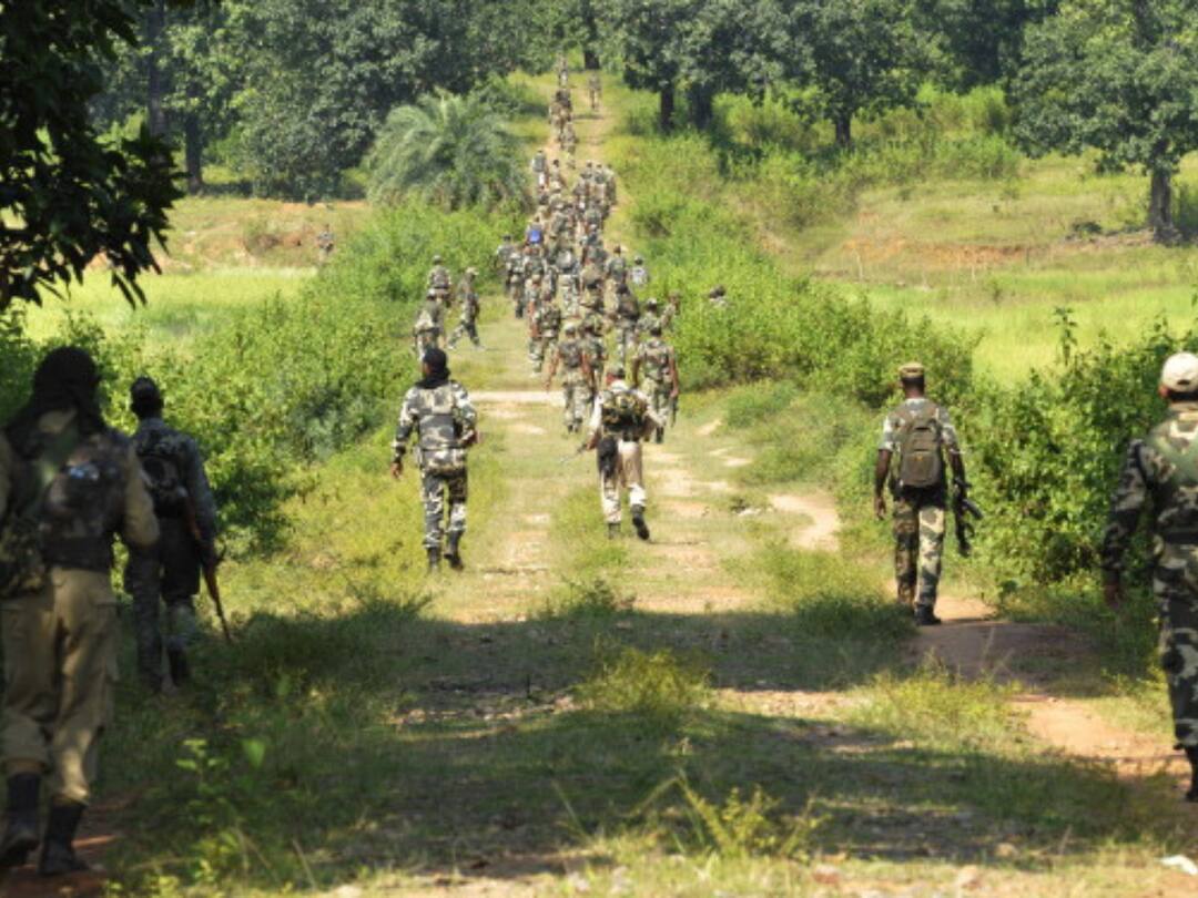 3,000 CAPF Personnel To Move From Odisha To Chhattisgarh To End Naxalism: Report 3,000 CAPF Personnel To Move From Odisha To Chhattisgarh To End Naxalism: Report