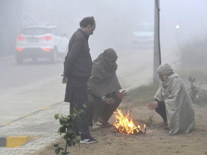 AQI deteriorates in Patna Bhagalpur as temperature drops in Bihar Bihar Weather: बिहार में तापमान में गिरावट के साथ कई शहरों में AQI हुई खराब, भागलपुर में वायु सबसे अधिक प्रदूषित