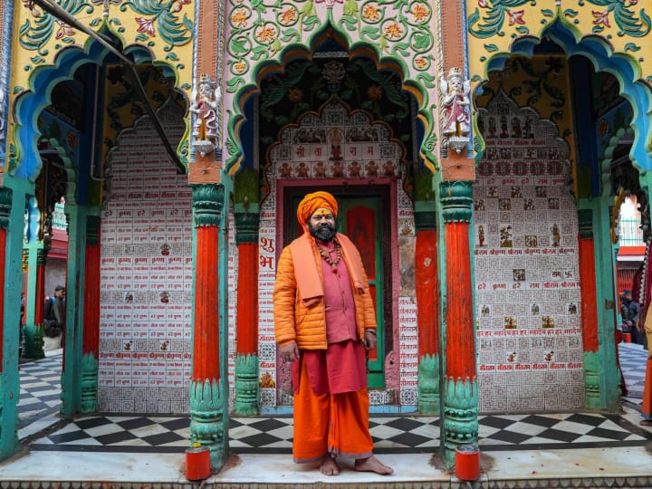 अयोध्या के हनुमानगढ़ी मंदिर के महंत राजू दास.