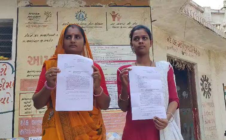 Rajkot Bharti News: Anganwadi Bharti Kaubhand in Jamkandorna Village, Applicants accused on rajkot jilla anganwadi bharti Anganwadi: જામ કંડોરણાની એક આંગણવાડીની ભરતીમાં કૌભાંડ થયાનો અરજદારોનો આક્ષેપ, તેડાગર-કાર્યકરને બારોબાર લેવાયાની રાવ