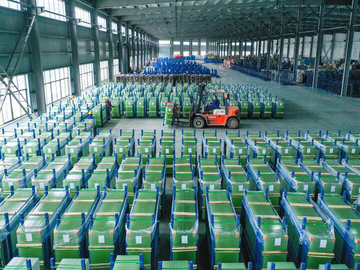 E — Economy: The global economy rebounded amid challenges, with advanced economies employing stimulus measures and emerging markets facing volatility due to uneven vaccination rates. In India, the resilient economy showed improvement post-pandemic disruptions, focusing on self-reliance, digitalisation, and infrastructure. Challenges in unemployment and inflation prompted policy adjustments, while global collaboration, sustainable practices, and technology adoption were emphasised for robust recovery and inclusive growth; the RBI revised its GDP growth forecast.