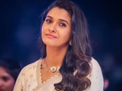 Actress priya bhavani shankar celebrates her birthday 34th birthday HBD Priya Bhavani Shankar: நீண்ட காலத்துக்கு பின் கோலிவுட்டை கலக்கும் தமிழ்ப்பெண்.. பிரியா பவானி சங்கர் பிறந்தநாள்!