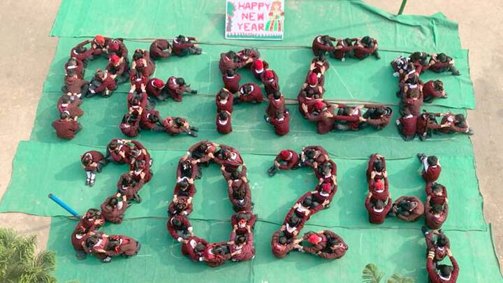 A message urging 'Peace 2024' is displayed on the eve of the New Year, in Jalandhar. (Image Source: PTI)