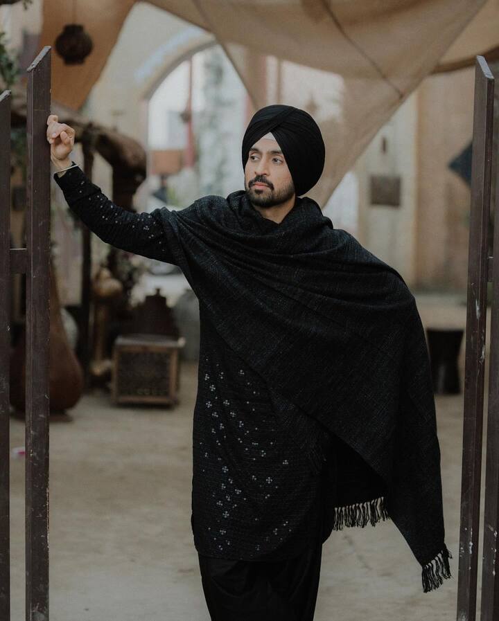 His photographs demonstrate that classic outfits are eternal.