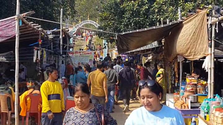 বছরের শেষ দিন আবার শেষ রবিবার, পুরুলিয়ার অন্যতম ঐতিহাসিক জয়চন্ডী পাহাড়কে কেন্দ্র করে ঢল নেমেছে পর্যটকদের।