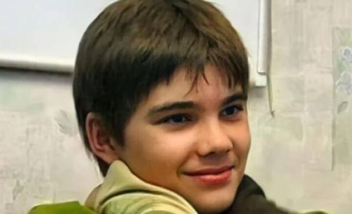 মঙ্গলের বাসিন্দাদের বর্ণনা দিতে গিয়ে বরিস্কা জানায়, মঙ্গলগ্রহে ৩৫ বছর পর্যন্তই বয়স বাড়ত। তার পর মৃত্যু পর্যন্ত শরীরে তেমন পরিবর্তন ঘটত না। বরিস্কাকে জিনিয়াস বলে উল্লেখ করেছিল তার রুশ মা-ও। ছবি: ভিডিও ফুটেজ থেকে সংগৃহীত।