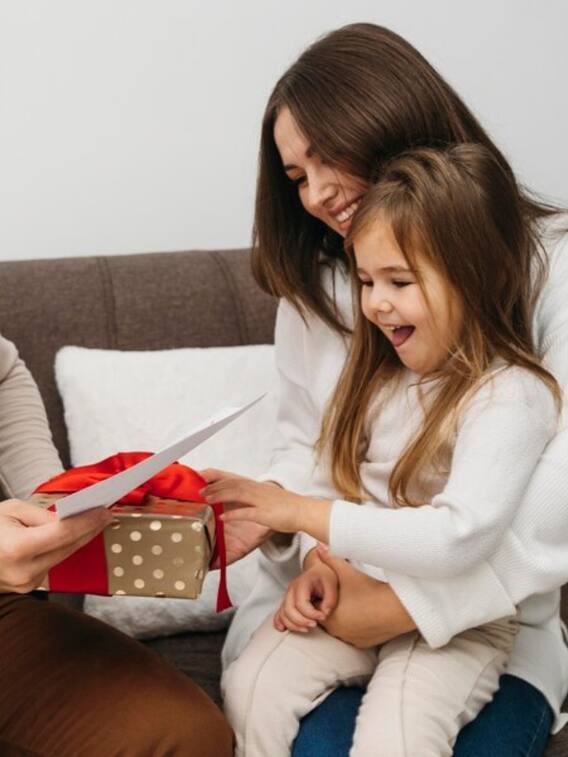 नए साल पर अपने बच्चों को दे ये गिफ्ट्स