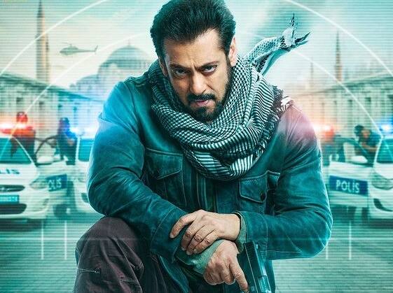 वर्क फ्रंट की बात करें तो सलमान खान पिछली बार फिल्म 'टाइगर 3' में नजर आए थे, जिसने बॉक्स ऑफिस पर शानदार कलेक्शन किया. चर्चा है कि अब वह बहुत जल्द करण जौहर की फिल्म में नजर आएंगे.