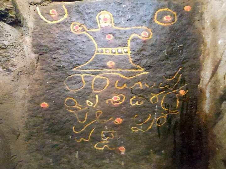பெரியகுளம் அருகே  500 ஆண்டுகள் பழமையான கன்னடக் கல்வெட்டு கண்டெடுப்பு