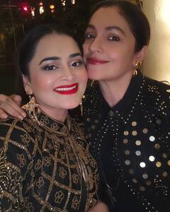 New Year 2024: पूजा भट्ट की फैमिली के साथ बेबीका ने मनाया न्यू ईयर का जश्न, सोशल मीडिया पर सामने आई तस्वीरें