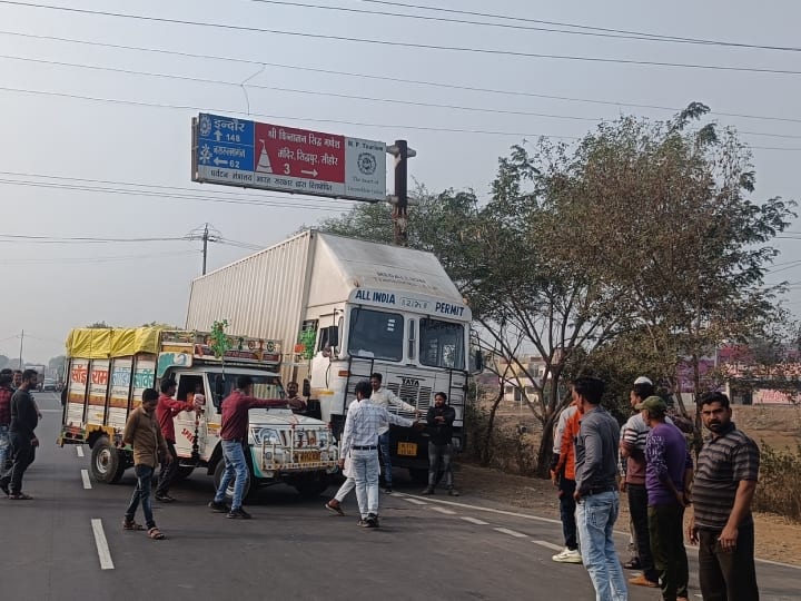 Drivers protest against New Hit And Run Law in Sehore mp Traffic jam on Indore and Bhopal ann New Hit And Run Law: रफ्तार पर ब्रेक! एमपी में हिट एंड रन कानून के विरोध में उतरे ड्राइवर, जगह-जगह लगा जाम