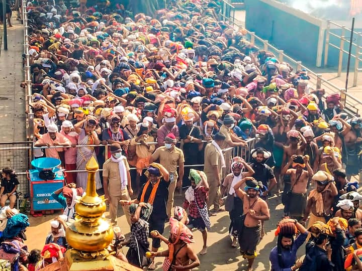 Sabarimala Temple Kerala Devotees Throng Holy Shrine On First Morning Of New Year Devotees Throng Sabarimala Temple On First Morning Of New Year