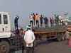 Truck Driver Strike : कुठे चक्का जाम, तर कुठे टायर पेटवले;  नवीन मोटार वाहन कायद्याविरोधात राज्यभरात आंदोलन
