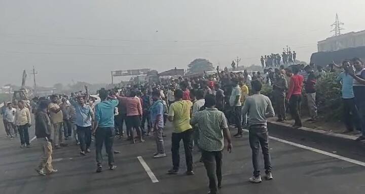 Mehsana And Bharuch News: more than five km long chakka jam over the hit and run new rule, local news, gujarat news Driver Strike: રાજ્યમાં થંભી ગયા ટ્રકોના પૈડા, હજારો ડ્રાઇવરો હિટ એન્ડ રન કાયદાના વિરોધમાં રૉડ પર ઉતર્યા