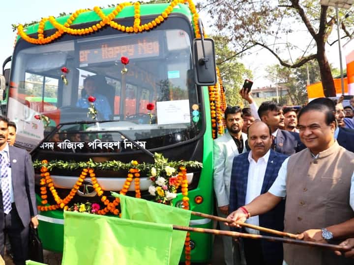 CM Himanta While Flagging Off 200 E-Buses Guwahati To Transit To Fully Green Public Transport System In 2 years Himanta Flags Off 200 E-Buses In Guwahati, Says City Will Have Fully Green Transport System By 2025