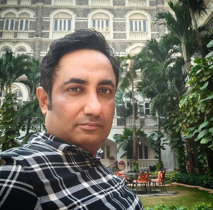 इस लिस्ट में जुबैर खान भी शामिल हैं. सलमान ने जुबैर को उनकी गंदी भाषा को लेकर फटकार लगाई थी और उन्हें नल्ला डॉन तक कह दिया था.