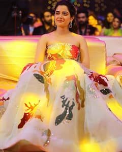 Ashika Ranganath Photos : 'నా సామిరంగ' ఆషికా ఎంత బావుందో!