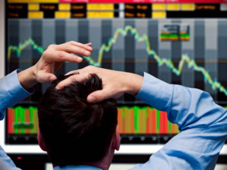 Stock Market Settles In Red, Sensex Slips Nearly 400 Points, Nifty Closes Below 21,700 Stock Market Settles In Red, Sensex Slips Nearly 400 Points, Nifty Closes Below 21,700