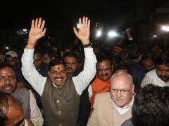 IN Pics: मुख्यमंत्री मोहन यादव ने भोपाल में बांटे राम मंदिर दर्शन के लिए आमंत्रण कार्ड, देखें तस्वीरें