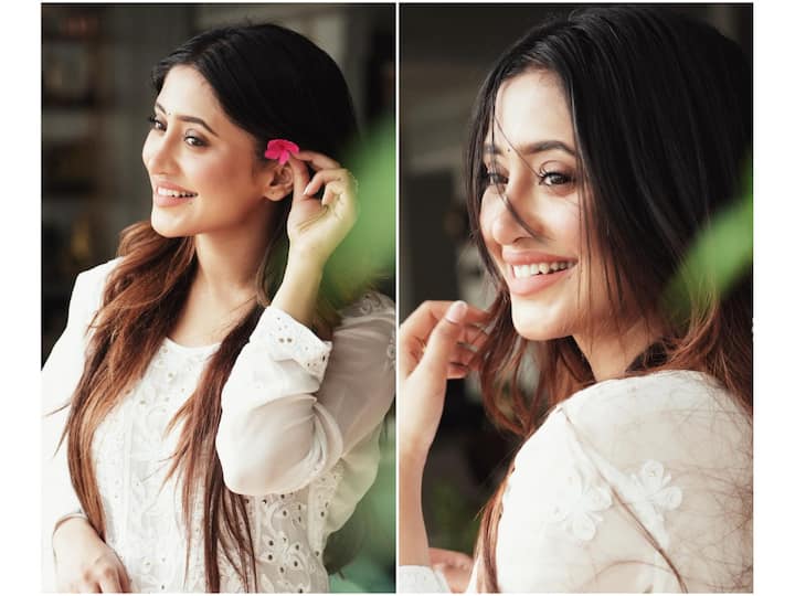 'Yeh Rishta Kya Kehlata Hai' fame actress Shivangi Joshi is wowing fans with her gorgeous look in her latest pictures.