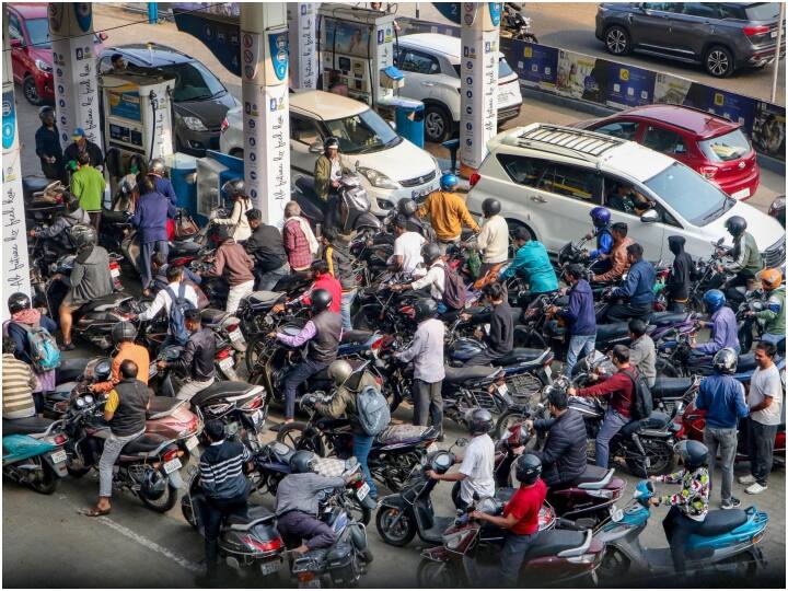 हिट-एंड-रन के खिलाफ लाए गए कानून के एक प्रावधान का विरोध किया जा रहा है. ट्रक ड्राइवरों ने देशव्यापी हड़ताल बुलाई है.