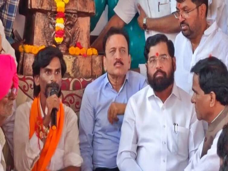 Maratha Reservation Big news Manoj Jarange attend the meeting called by Chief Minister Eknath Shinde Shambhuraj Desai marathi news मोठी बातमी! मुख्यमंत्र्यांनी बोलावलेल्या बैठकीत मनोज जरांगे उपस्थित राहणार