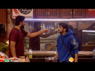 Bigg Boss 17: Munawar And Arun Get Into A Fight, Abhishek Breaks Down Into Tears