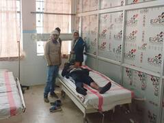 बक्सर में अलाव ताप रहे आग से हुआ विस्फोट, छर्रा लगने से बीजेपी के मंडल अध्यक्ष हुए घायल, खोखा बरामद