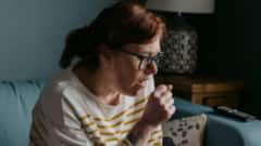 Lifestyle:কাশি-গলা ব্যথা কমাতে দুরন্ত কাজে দেবে এই টোটকা