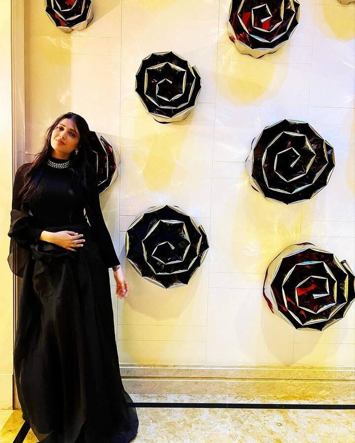 శృతి హాసన్ (Image Courtesy: shrutzhaasan / instagram)